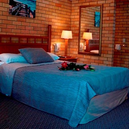 Pacific Paradise Airport Motel Extérieur photo