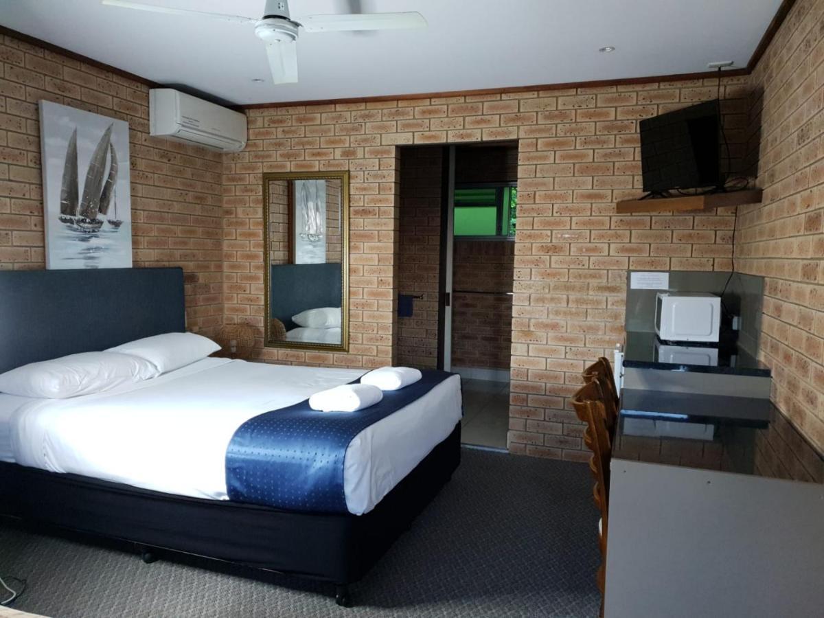 Pacific Paradise Airport Motel Extérieur photo