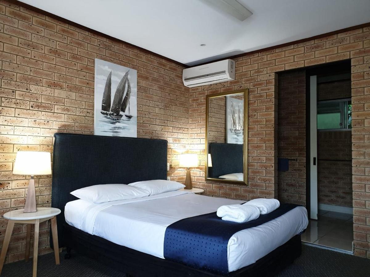 Pacific Paradise Airport Motel Extérieur photo