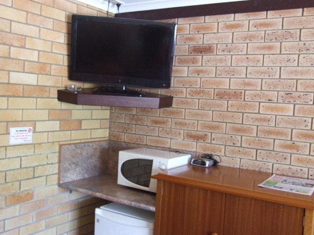 Pacific Paradise Airport Motel Extérieur photo